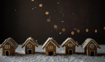 Tiny gingerbread houses in a row